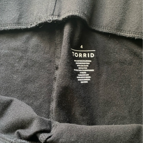 Torrid shorts - Picture 2 of 3